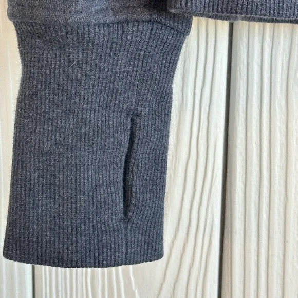 Lululemon Scuba Hoodie, Heathered Cadet Blue, Beachscape - Size 10 - Picture 5 of 6